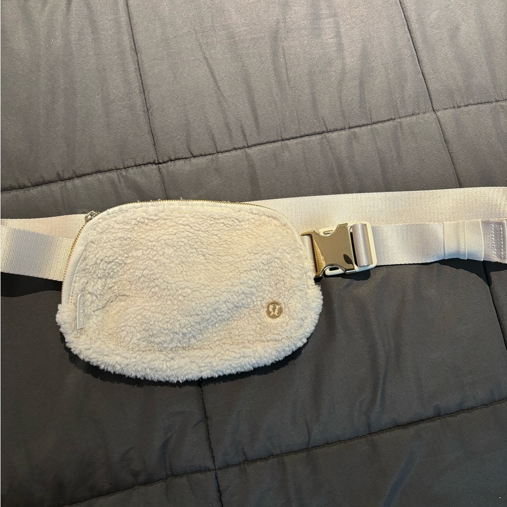 Lululemon Belt Bag